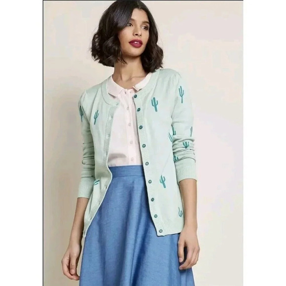 ModCloth XS Cardigan Sweater Novelty Cactus Green Casual Knit Button Front Retro - Picture 1 of 14